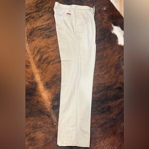 Wrangler Men's Bootcut Jeans in Cream
